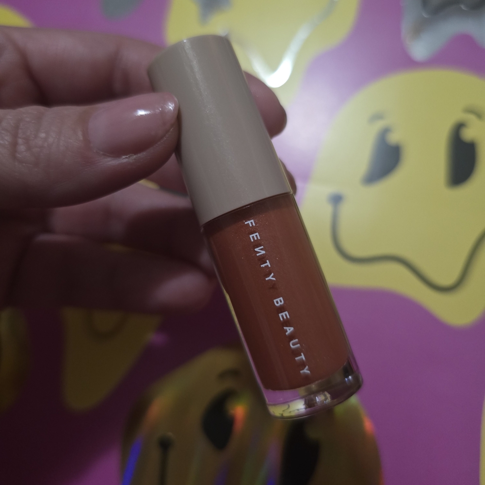 Fenty Beauty Gloss Bomb Universal Lip Luminizer in 01 Fenty Glow (Mini)